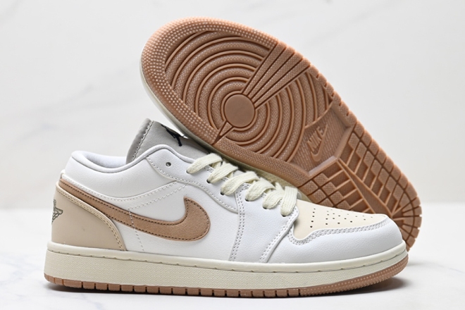 Women Jordan 1 Low 014